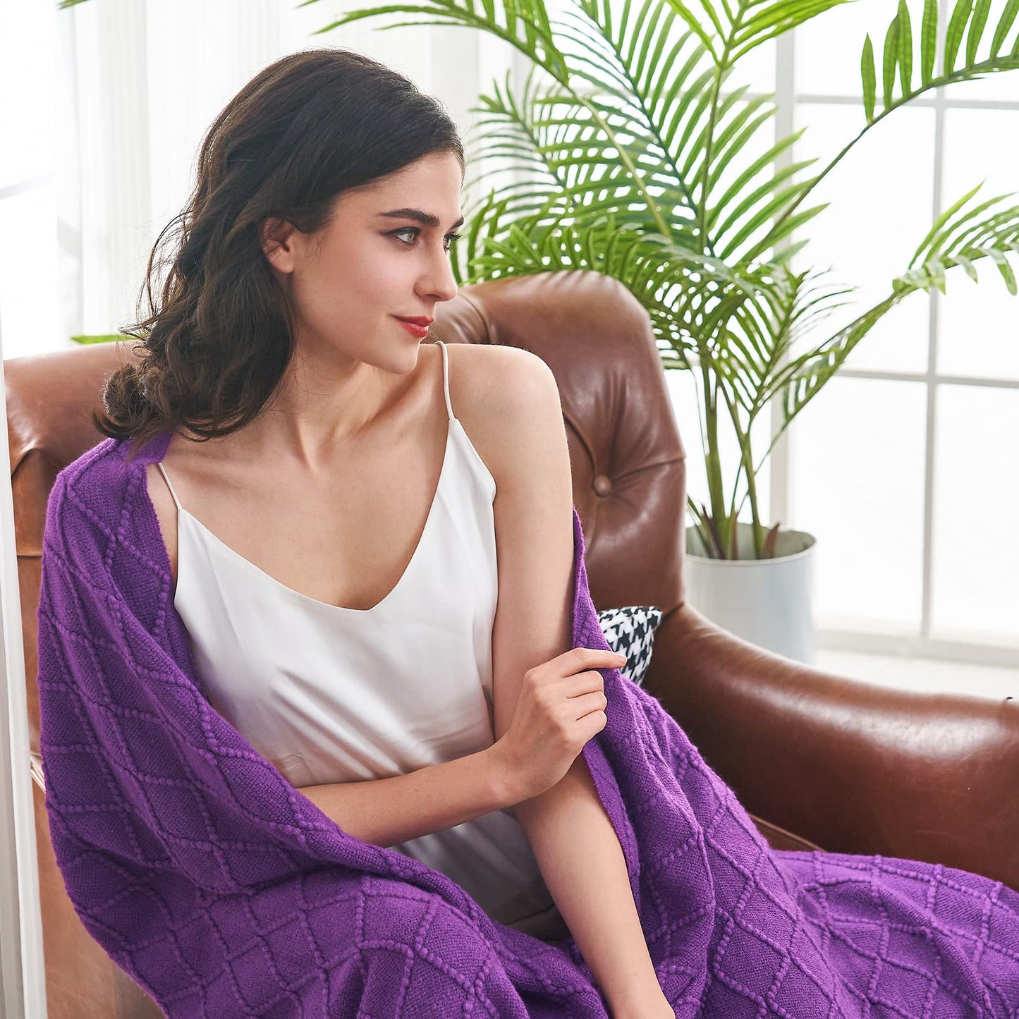 inhand Knit Klein Blue Throw Blanket for Couch, Soft Living Room Home Decor Knitted Blanket with Tassel, Outdoor Lightweight Breathable Summer Blanket, Farmhouse Warm Woven Decorative, 50"x60"